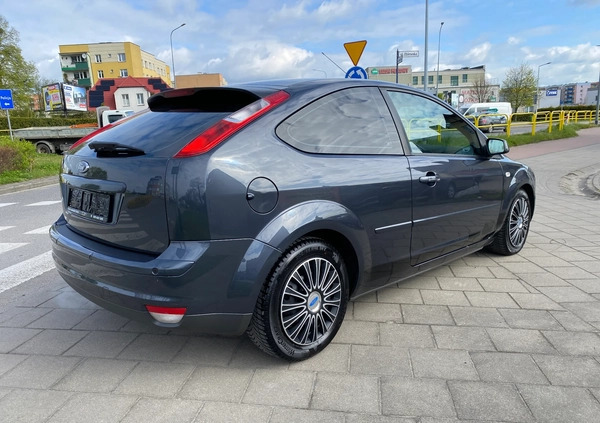 Ford Focus cena 10999 przebieg: 244000, rok produkcji 2005 z Golina małe 232